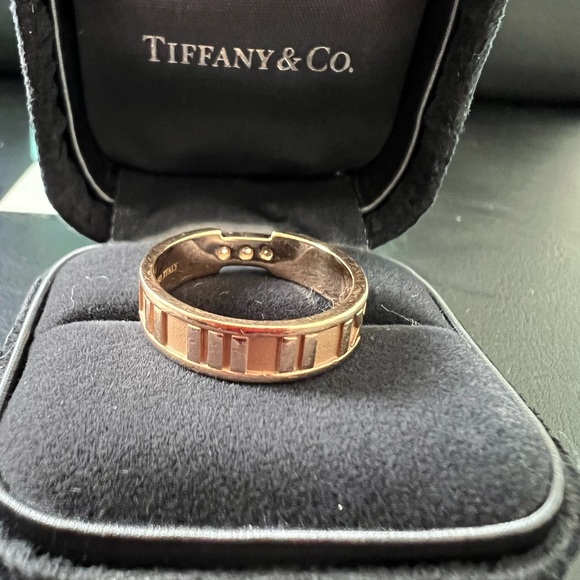 Tiffany & Co. Atlas Ring with Diamonds - Picture 5 of 7